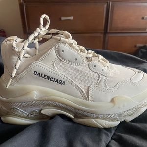 Balenciaga Triple S Sneaker
